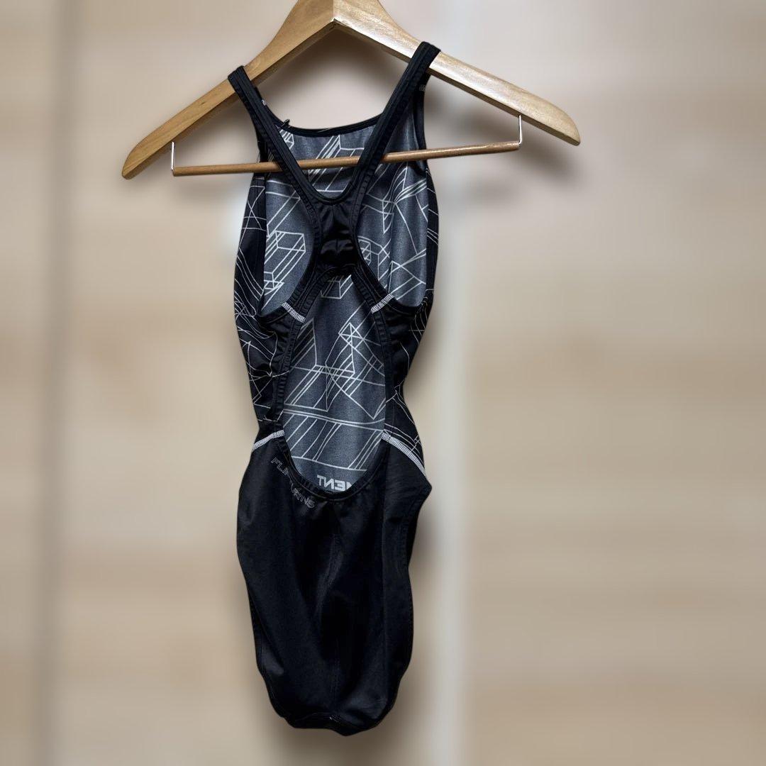 新品タグ付き　スピード　レディース競泳水着　フライングフィッシュ　ハイカット