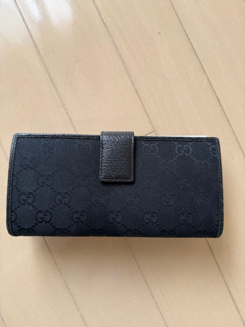 GUCCI 長財布　二つ折り財布　美品