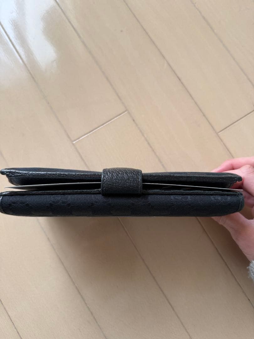 GUCCI 長財布　二つ折り財布　美品