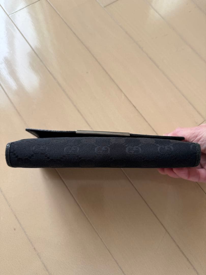 GUCCI 長財布　二つ折り財布　美品