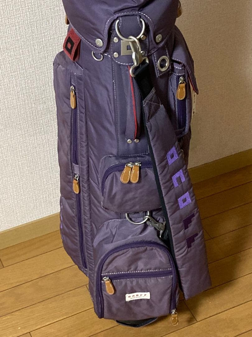 ONOFF オノフ　レディース用キャディーバッグ　パープル