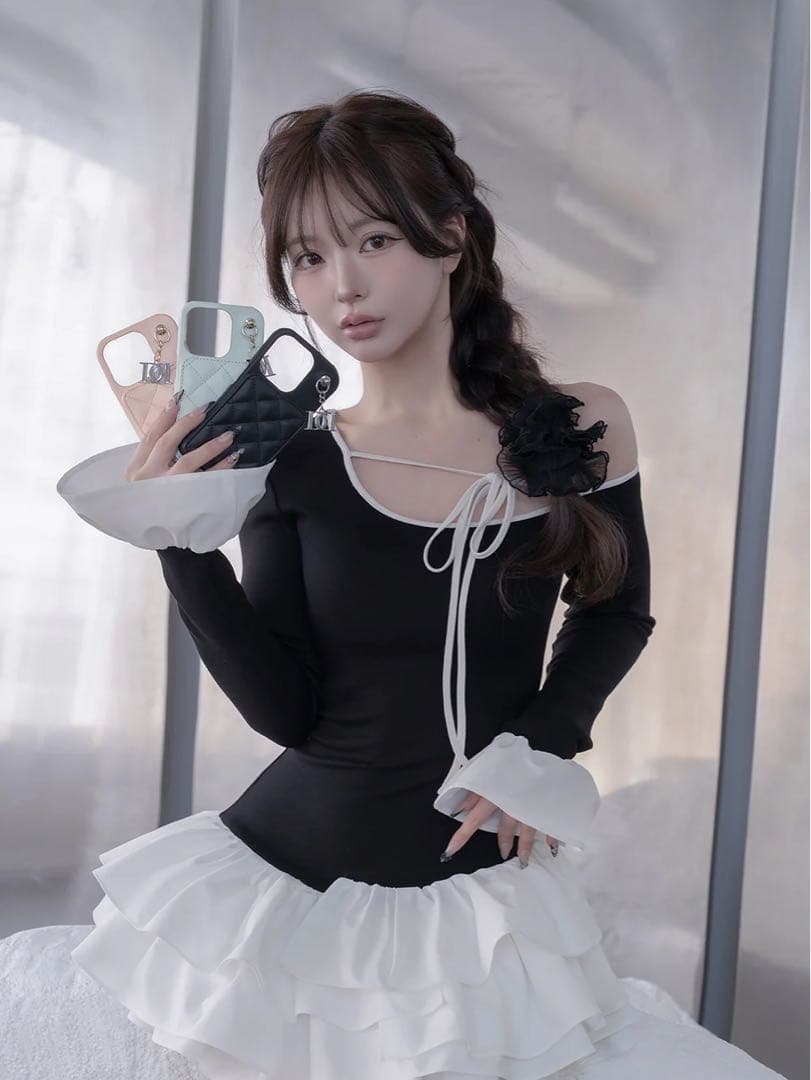 キルティングミラーDDチャームiPhoneケース iPhone17 17 黒