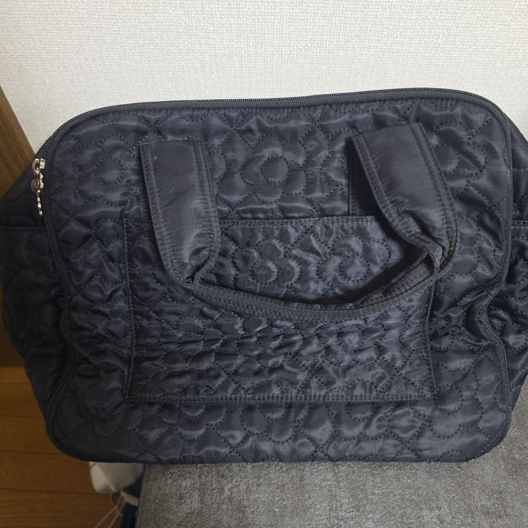 【未使用品】マリークワントデイジーキルティングショルダーバッグ 黒