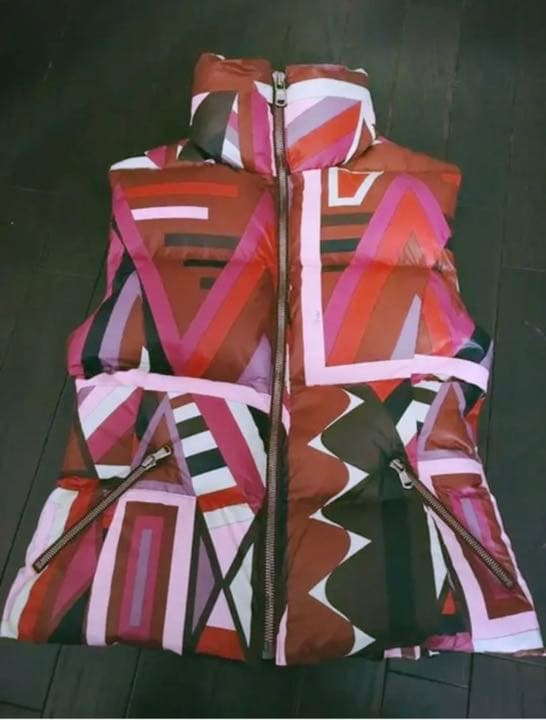 エミリオプッチダウンベストご希望価格にお値下げ