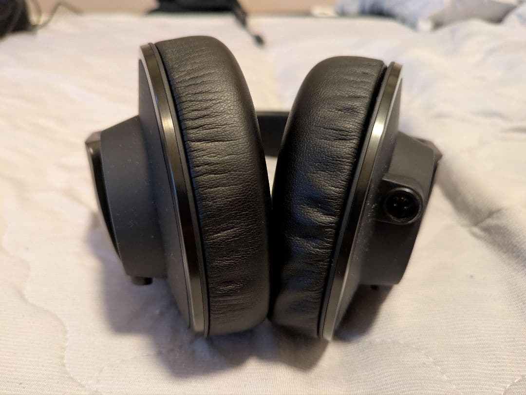中古美品 AKG AKG K553 MKII ヘッドフォン