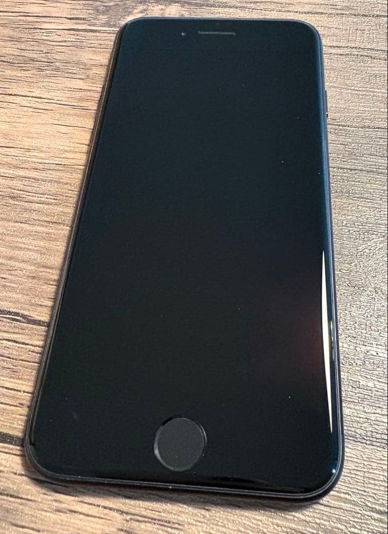 Apple iPhone SE(第3世代) 64GB