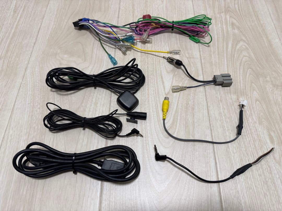 美品Pioneer carrozzeria 楽ナビ AVIC-RZ812-D