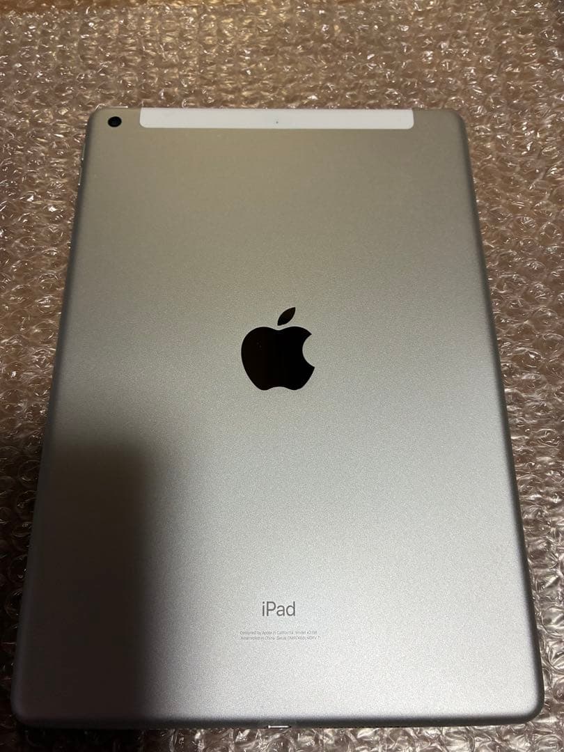 Apple iPad (第7世代) 32GB シルバー セルラーモデル