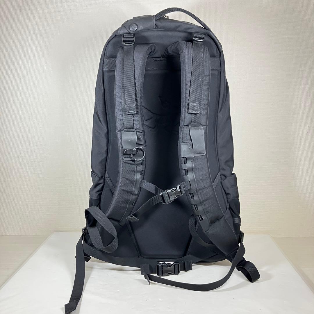 アークテリクス Arro 22 Stealth Black