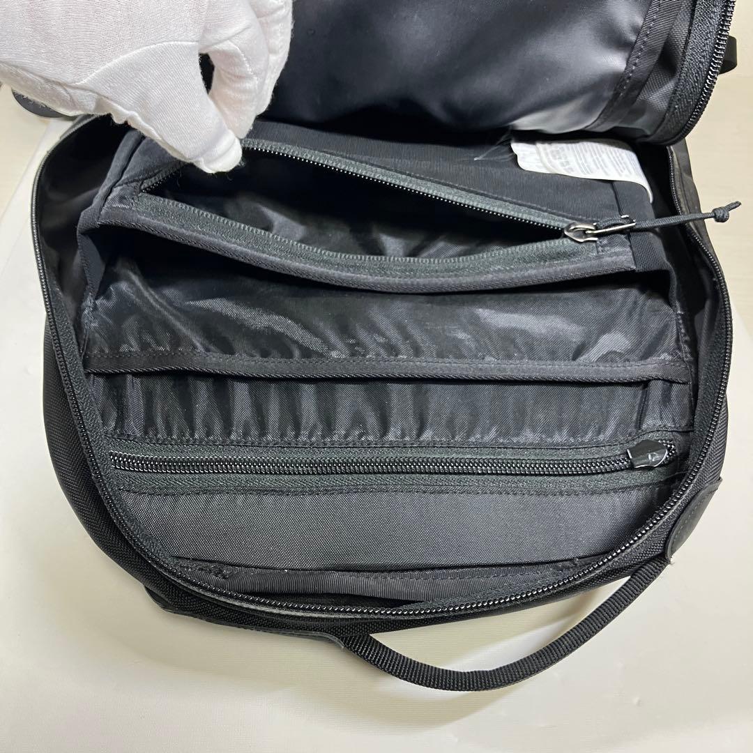 アークテリクス Arro 22 Stealth Black