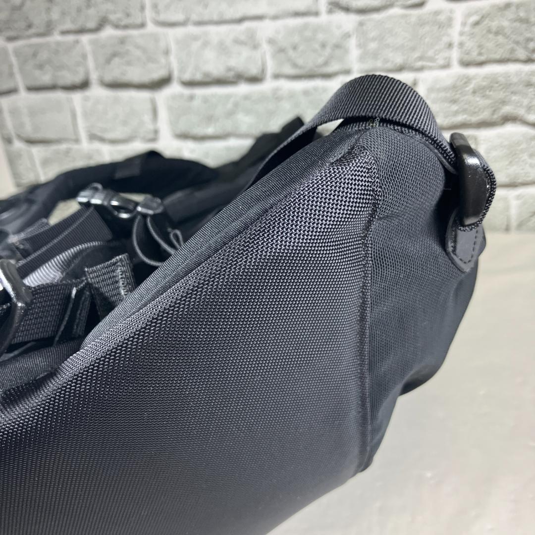 アークテリクス Arro 22 Stealth Black