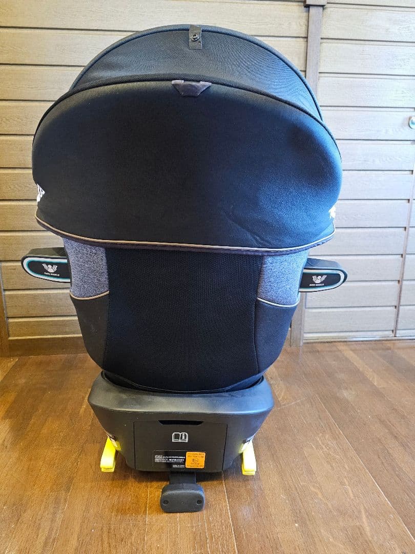 ま*る様 美品　Aprica アップリカ　クルリラ プロテクト　チャイルドシート