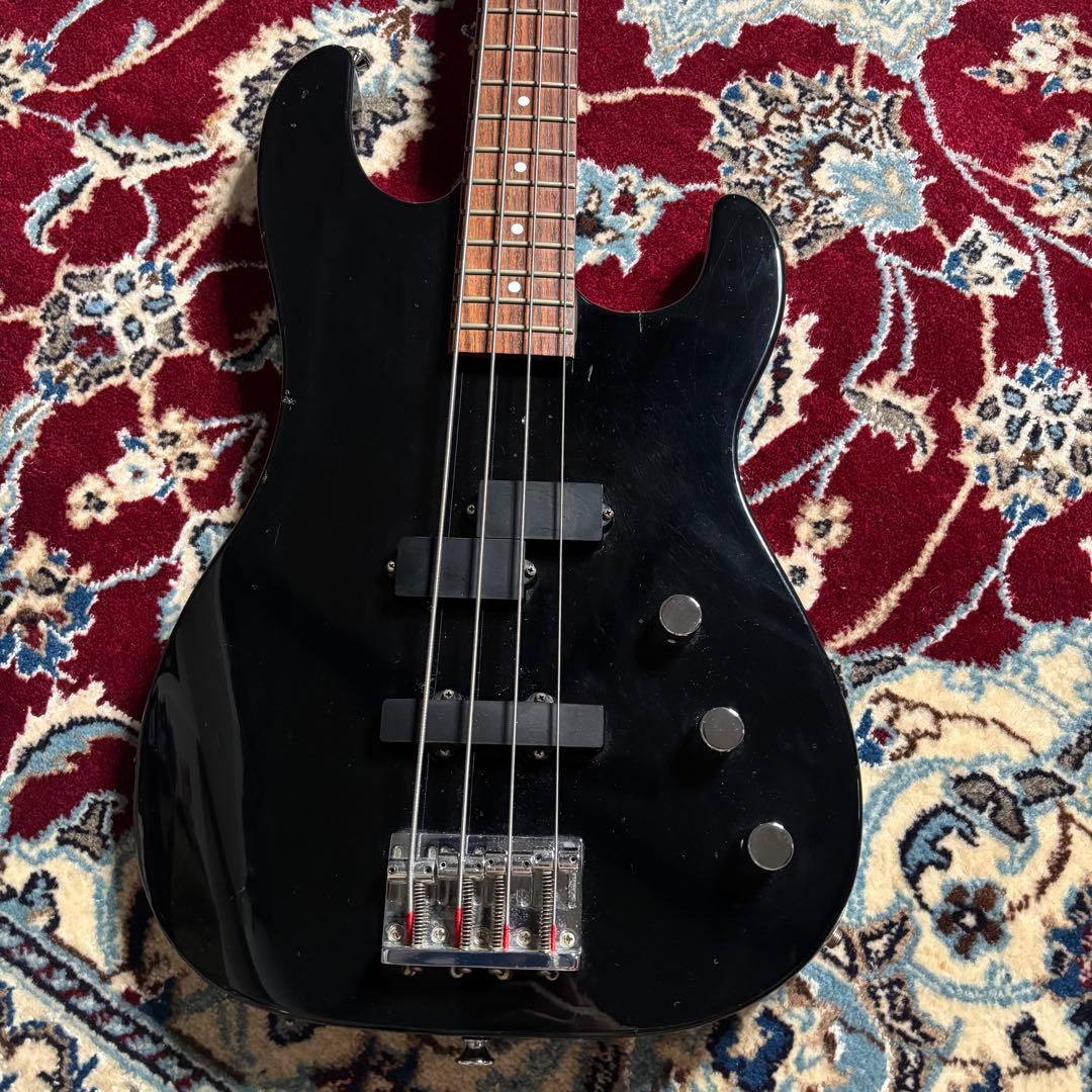 【レア】CHARVEL by JACKSON エレキベース　PJタイプ　ブラック