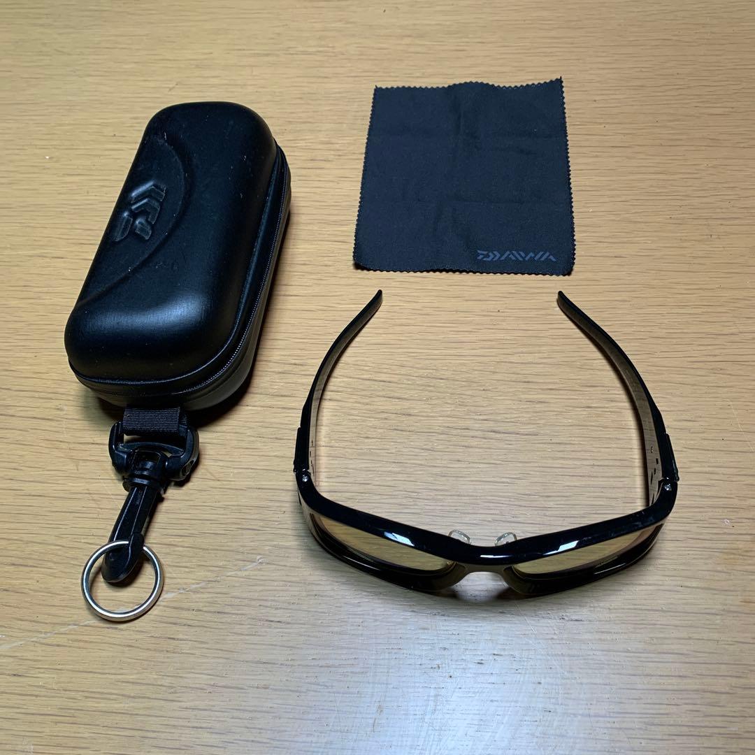 ダイワ　DAIWA TAREX フィッシング偏向サングラス