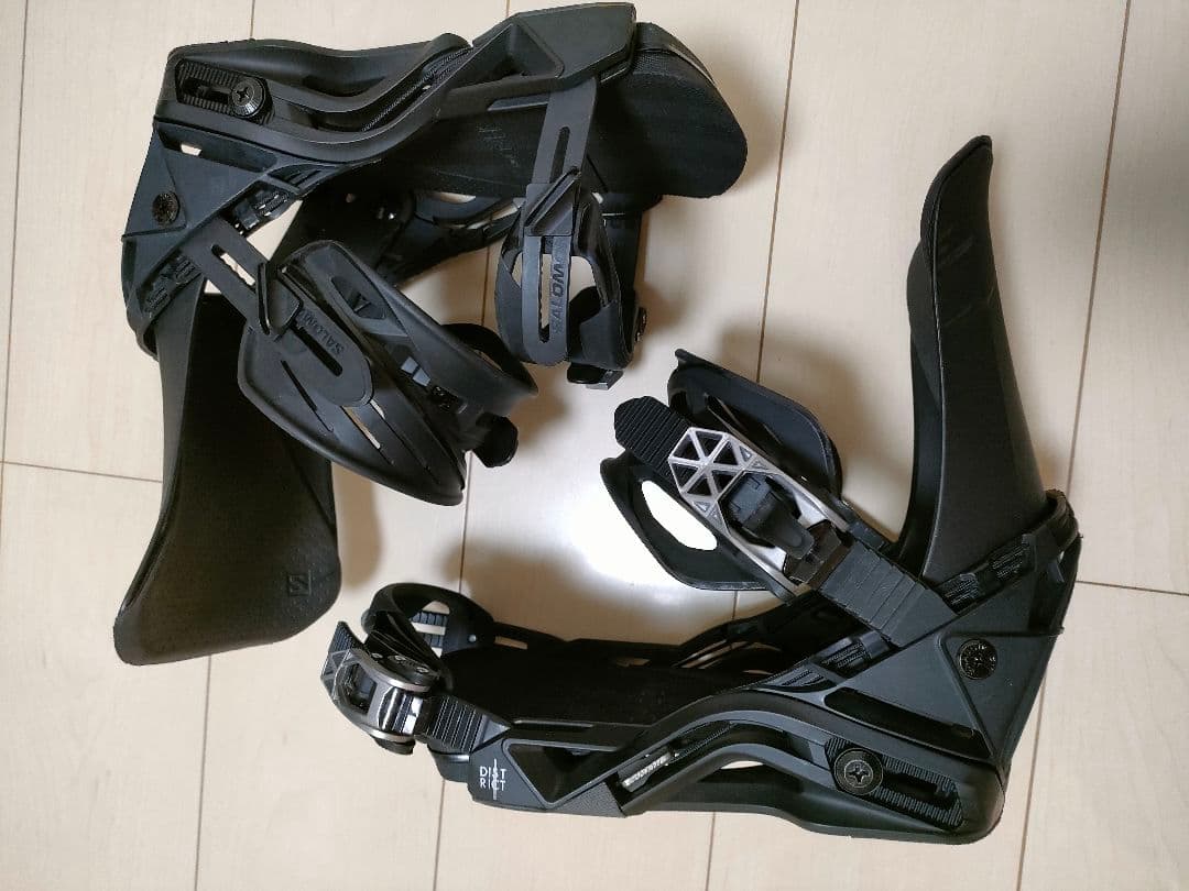 SALOMON DISTRICT ビンディング Mサイズ 22−23 ブラック
