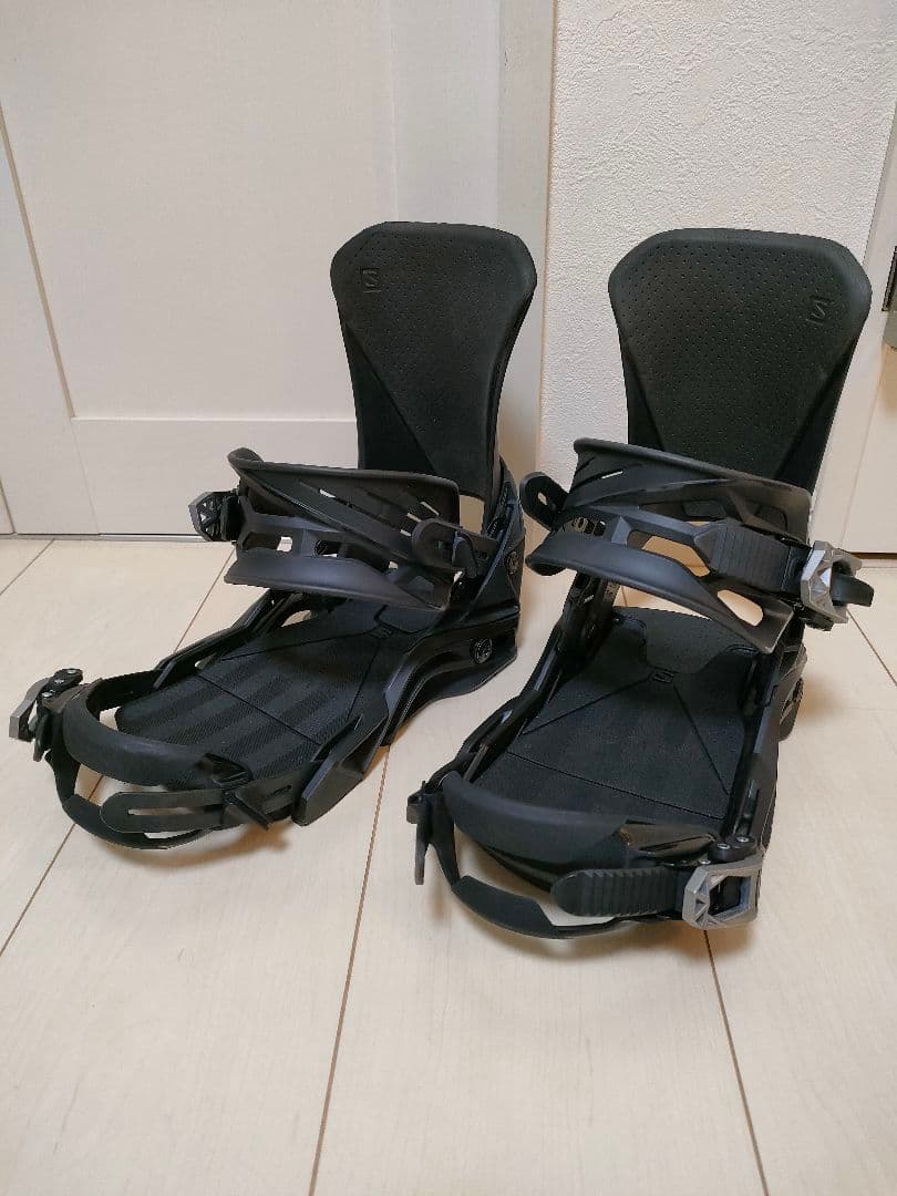 SALOMON DISTRICT ビンディング Mサイズ 22−23 ブラック