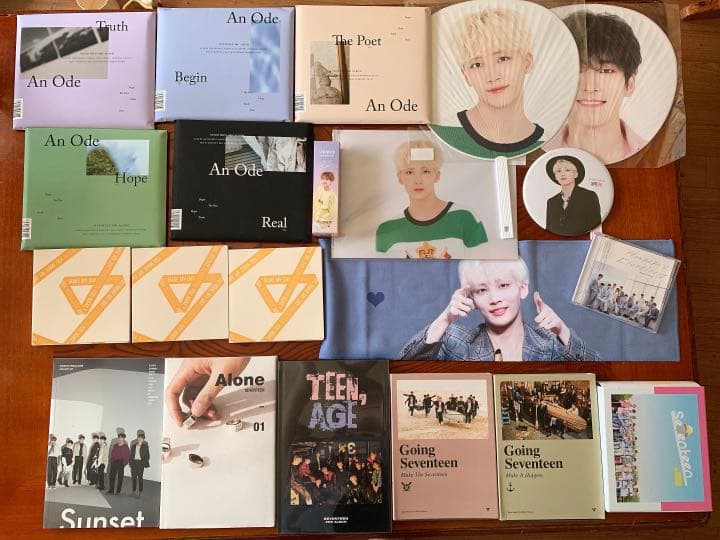 SEVENTEENグッズ 大量販売