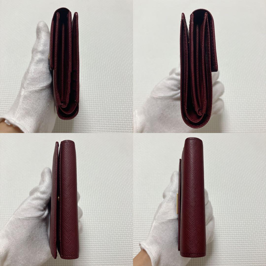 ・未使用　BURBERRY バーバリー　レザー二つ折り財布　ワイン