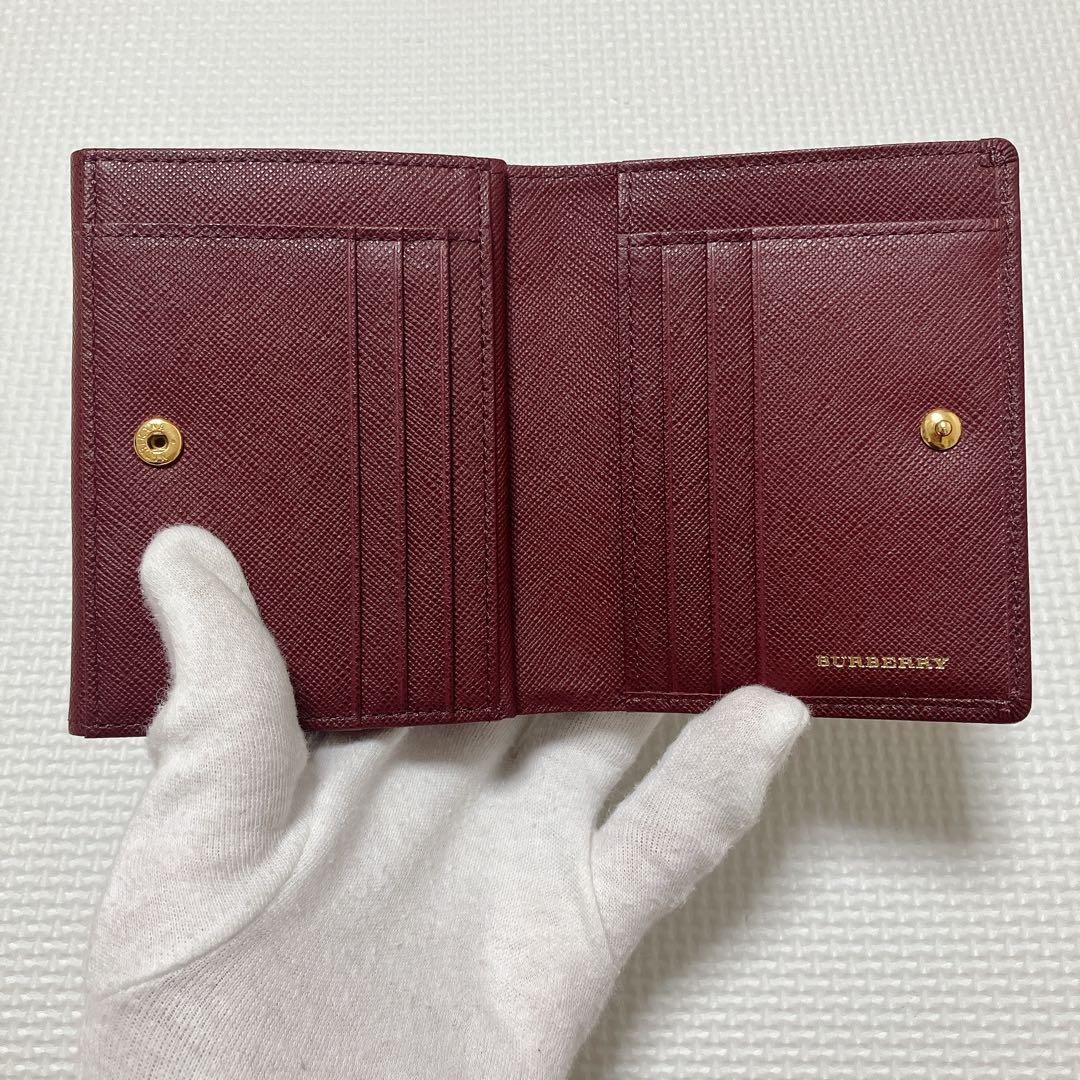 ・未使用　BURBERRY バーバリー　レザー二つ折り財布　ワイン