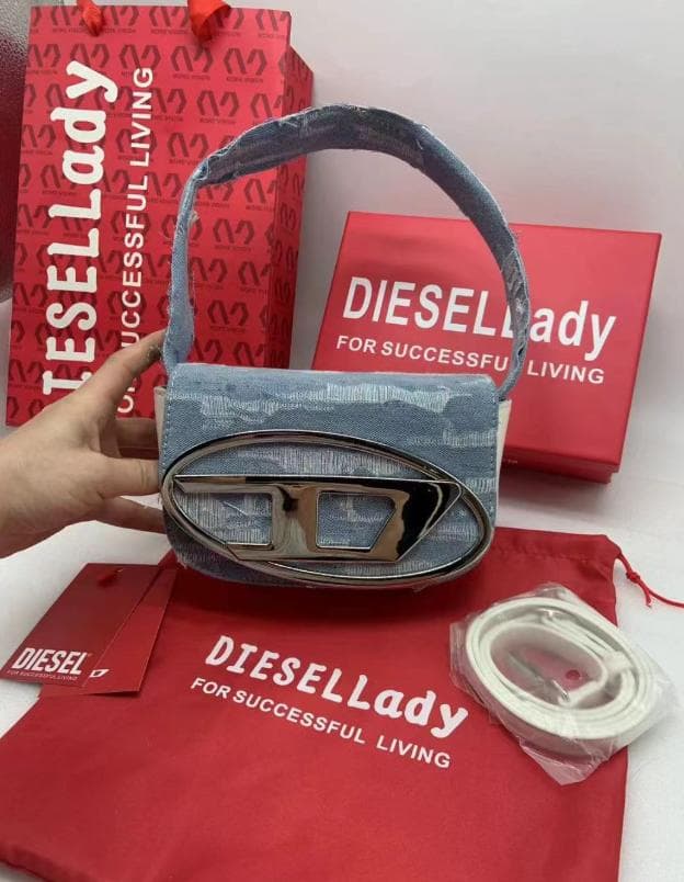 美品DIESEL デニムショルダーバッグ