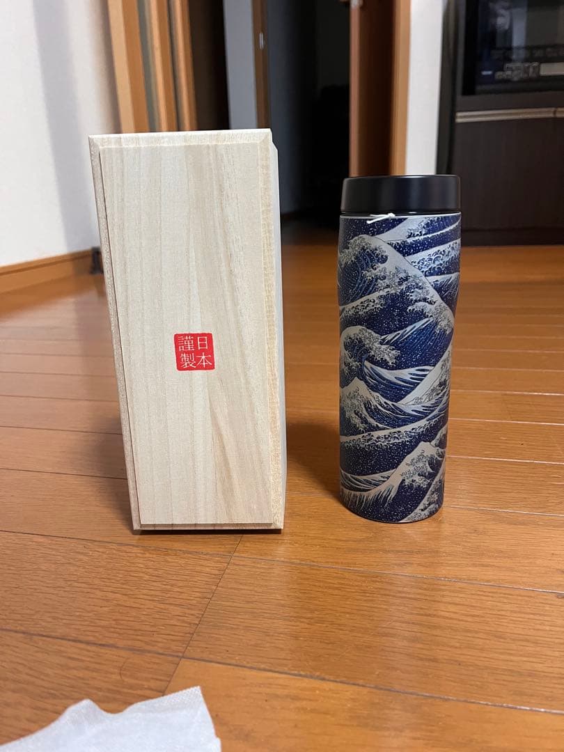 パゴン×タイガー波模様 ステンレスボトル 500ml 桐箱付き