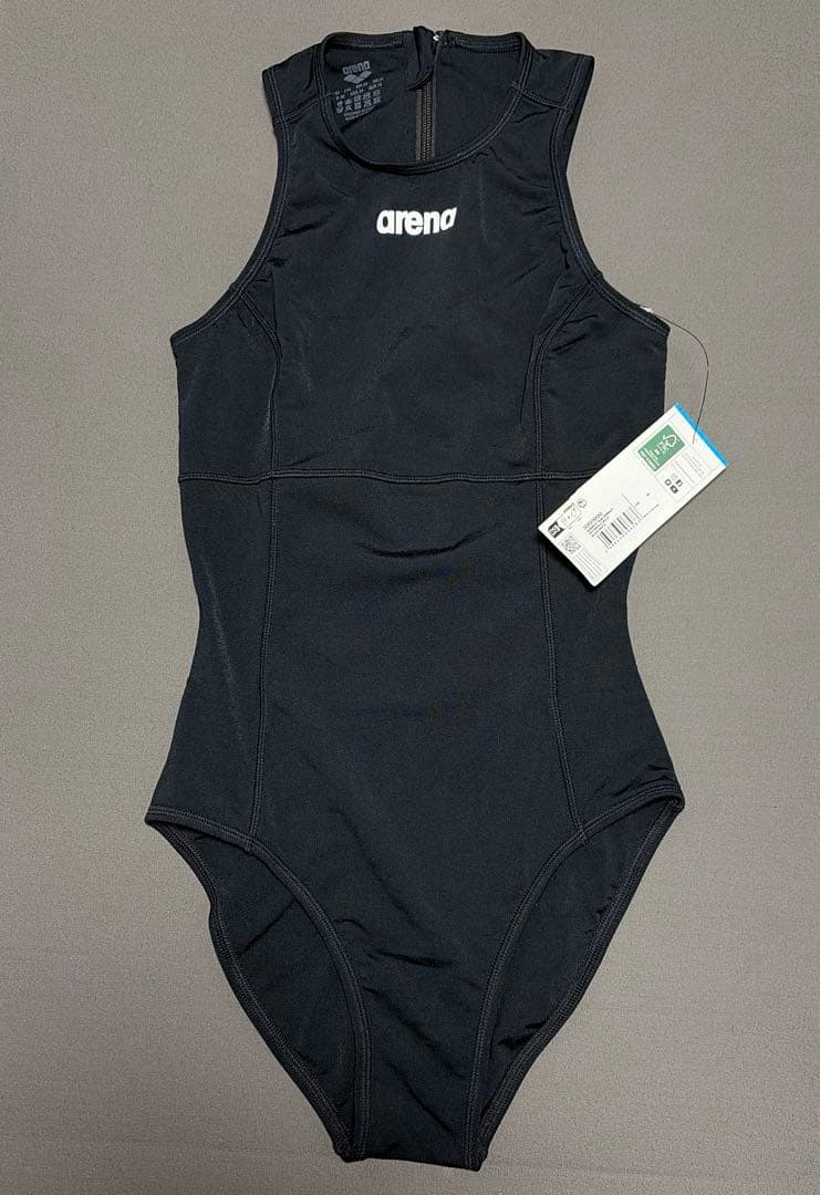 新品未使用　arena 水球用競泳水着　US34サイズ