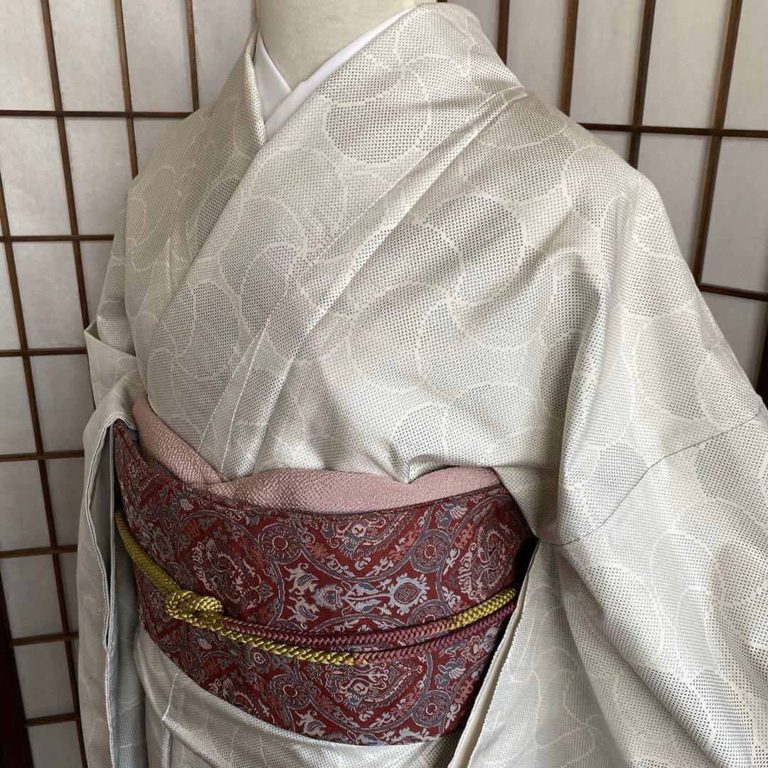 値下げ　本場大島紬　白大島　重ね梅　しつけ付き未着用　ゆったりサイズ