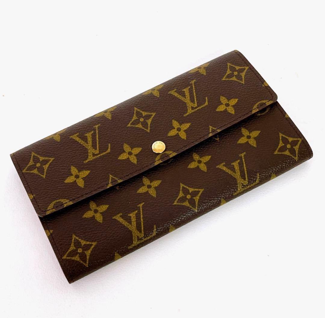 【未使用】LOUIS VUITTON＊ 二つ折長財布　箱付き