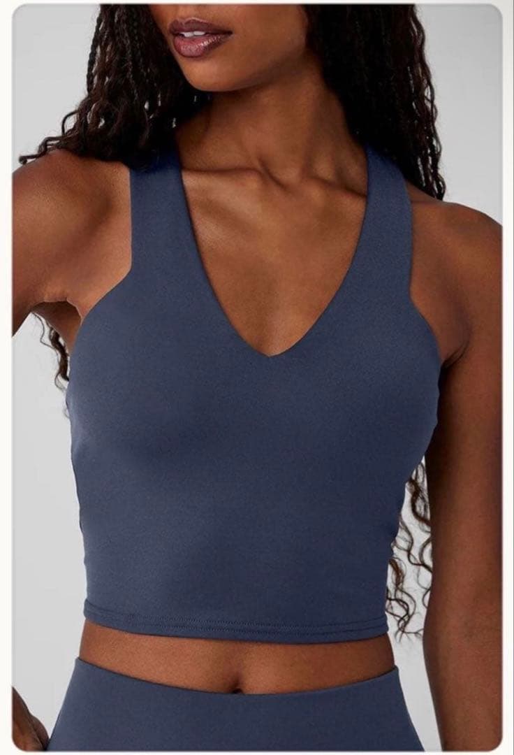 ALO yoga タンクトップ AIRBRUSH REAL BRA ネイビー