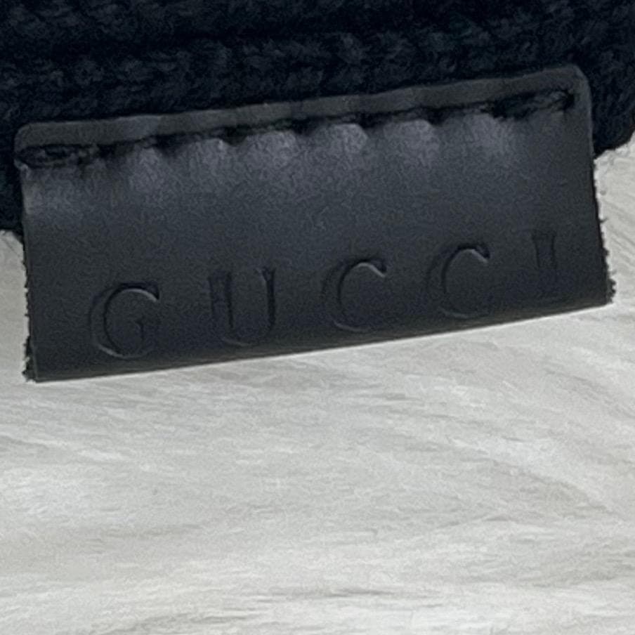 グッチ　GUCCI 極美品　ウール マフラー　イタリア製　ブラック