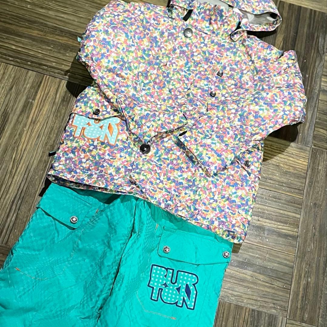 BURTON スノーボード　スキー　ウェア　キッズM 上下　約140