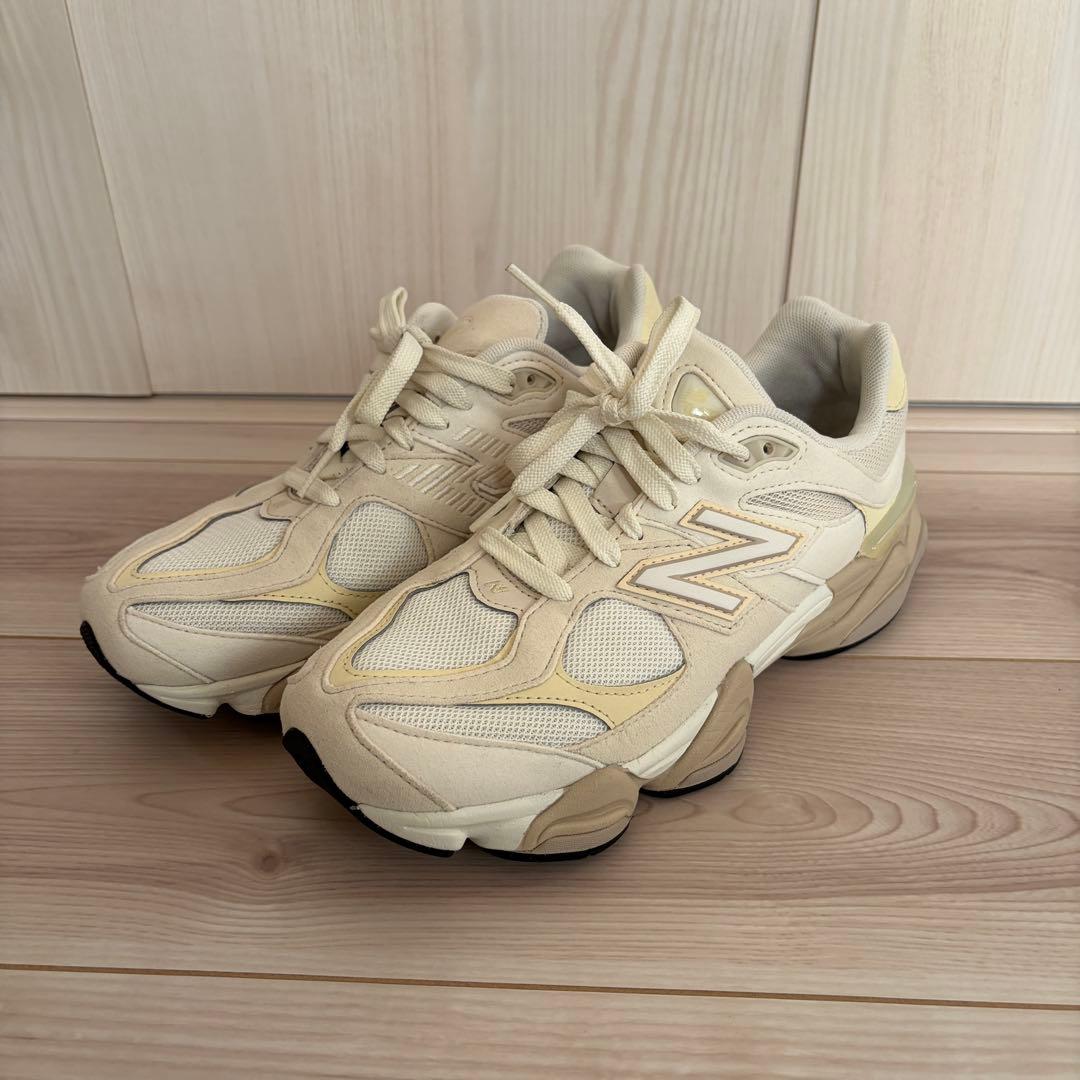 ニューバランス スニーカー レディース　GC9060 ホワイト25cm