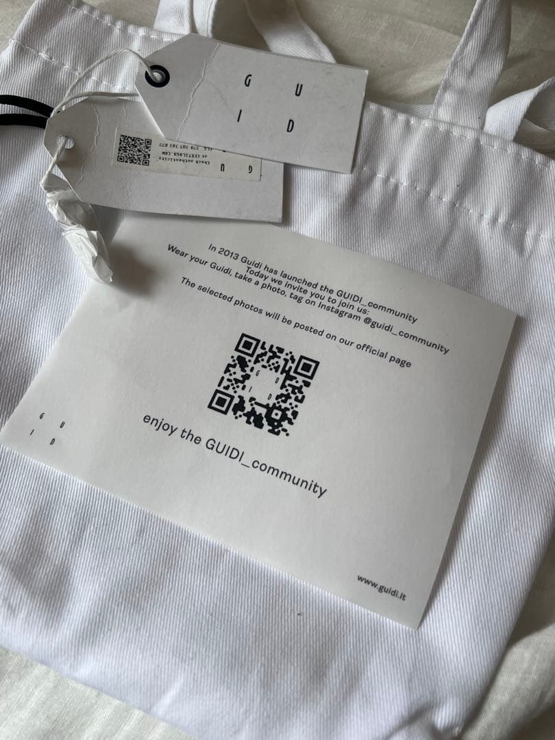 GUIDI グイディ 二つ折り財布 C8 PRESSED KANGAROO