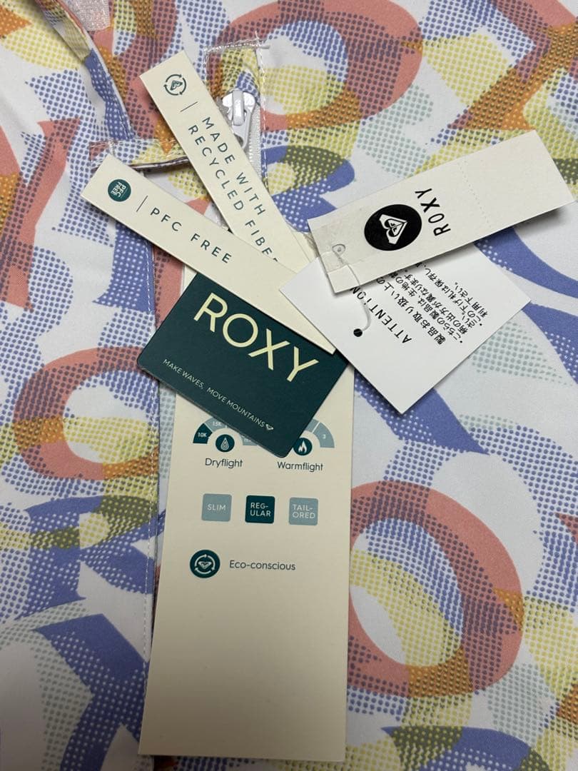 ✨新品未使用タグ付き✨ ROXY ロキシー フード付き スノーボードウェア 白Ｌ