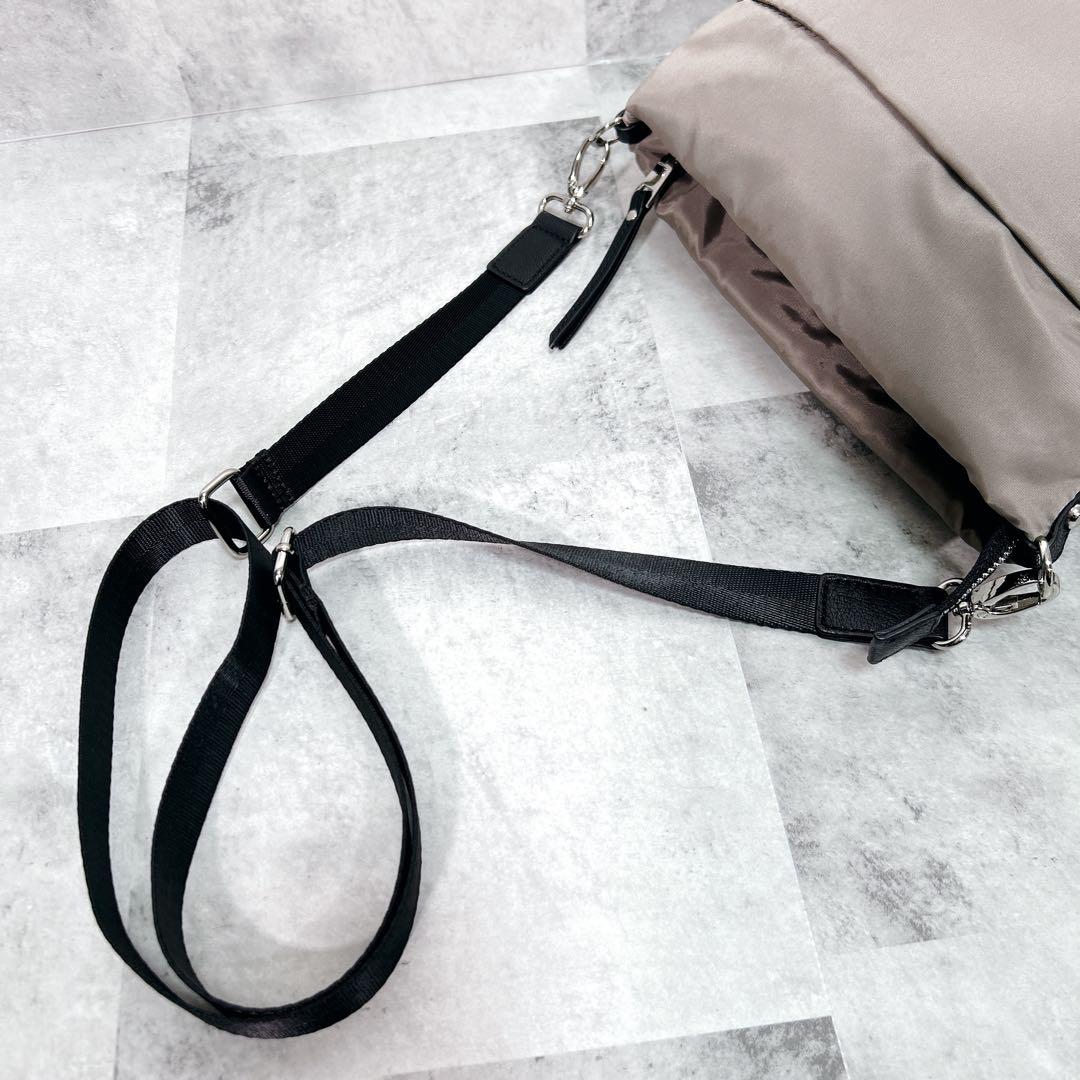 【極美品】le camouflage tribe ショルダーバッグ ナイロン