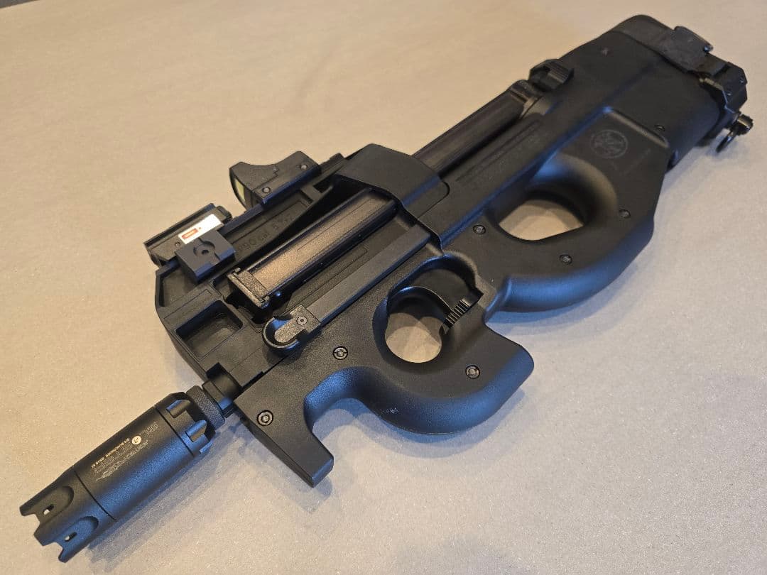 P90 GBBRカスタムガスガン