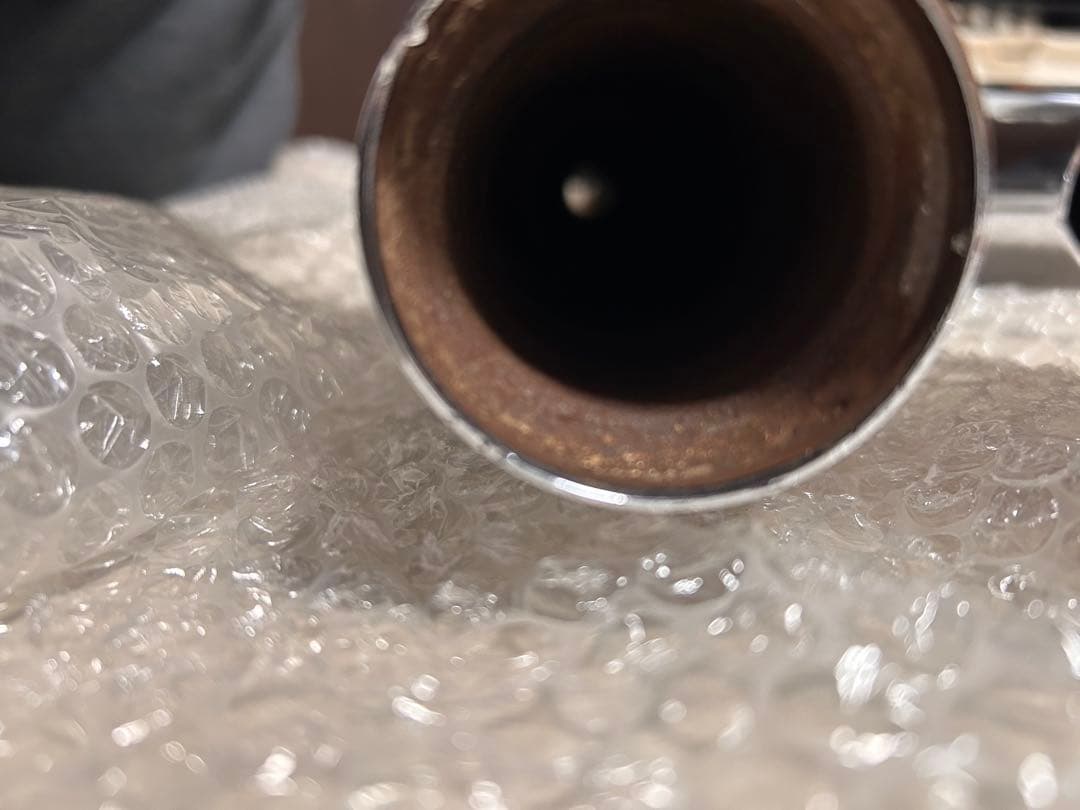 ハーレー　ダイナ　北米マフラー　パンチアウト16ミリ