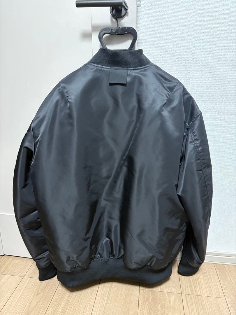 UNIQLO【＋J】 ハイブリッドダウンオーバーサイズMA-1 ブラック　XL