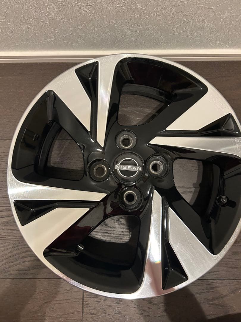 NISSAN 15インチホイール 4本セット