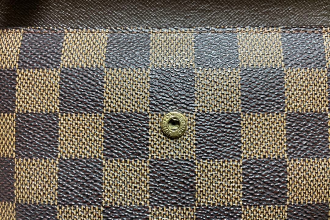 LOUIS VUITTON ダミエ 長財布（スナップボタン式）