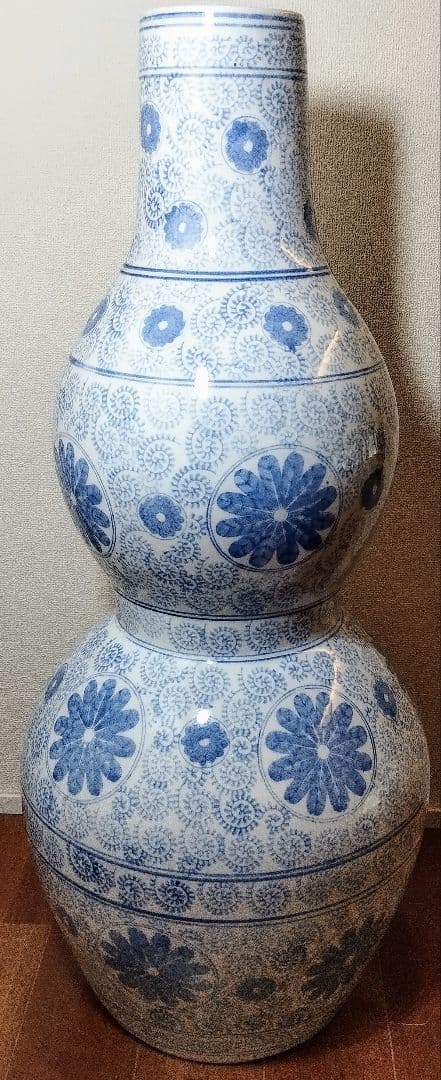 定価138000円 　最高級　有田焼　大壺　高さ約78cm　特価