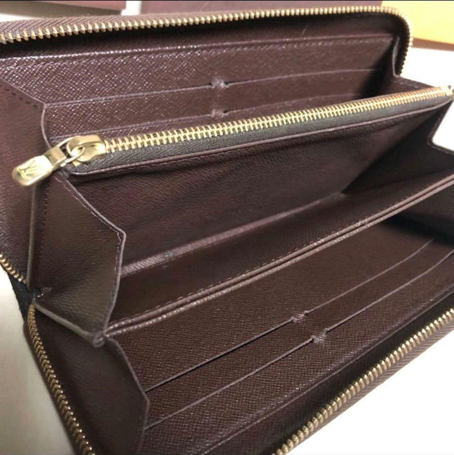 M*)様 LOUIS VUITTON 長財布