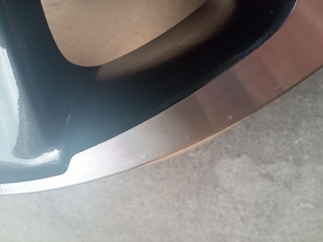 ８０系ノア、ヴォクシー純正ホイール