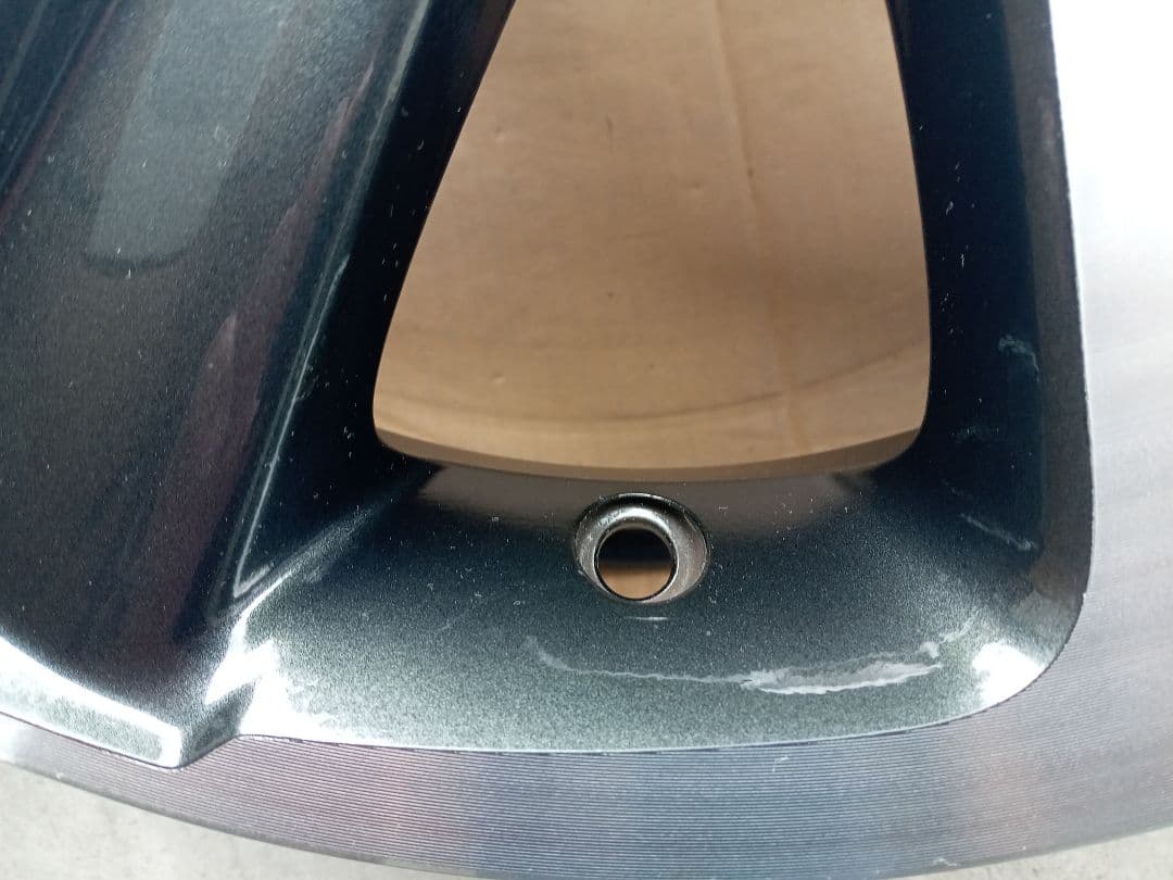 ８０系ノア、ヴォクシー純正ホイール