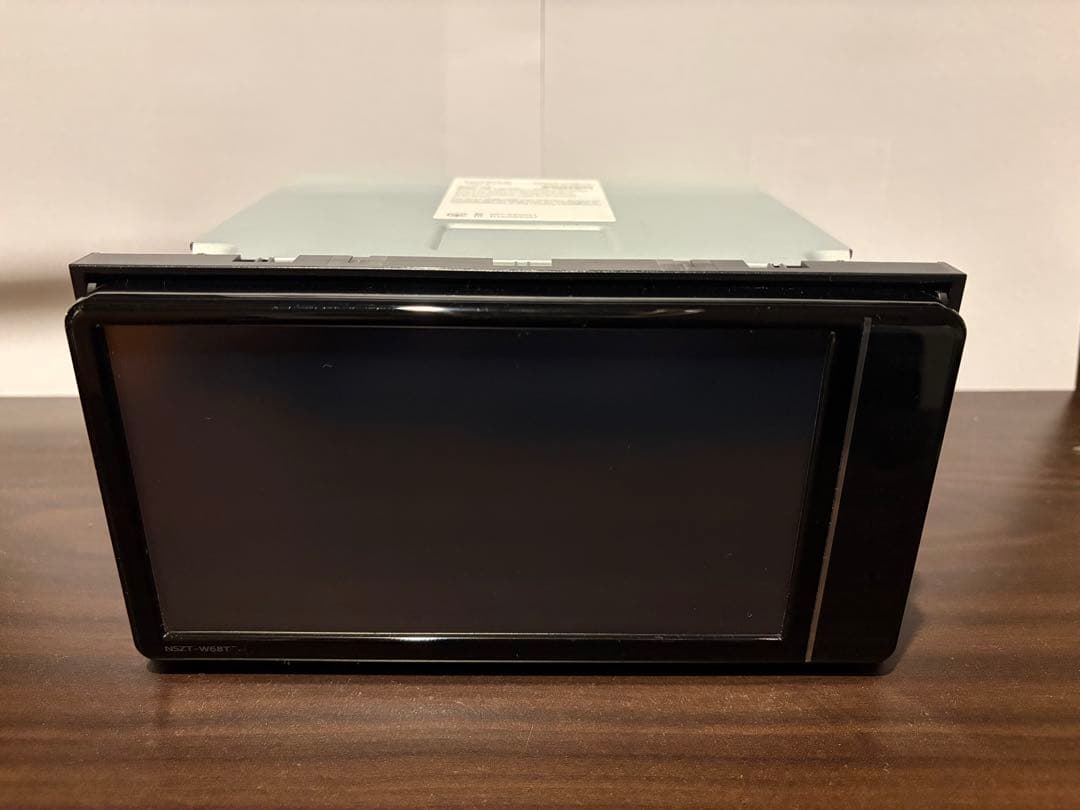 トヨタ純正ナビ NSZT-W68T ７インチ