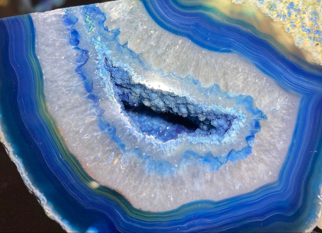 【一点物】ブルーアゲート 瑪瑙 ジオード 原石スライス｜深海ブルー 天然石
