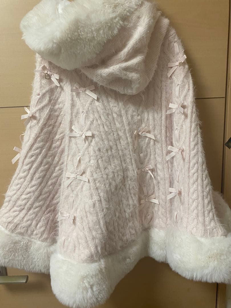 LIZ LISA ポンポンリボンニットファーポンチョ 2024