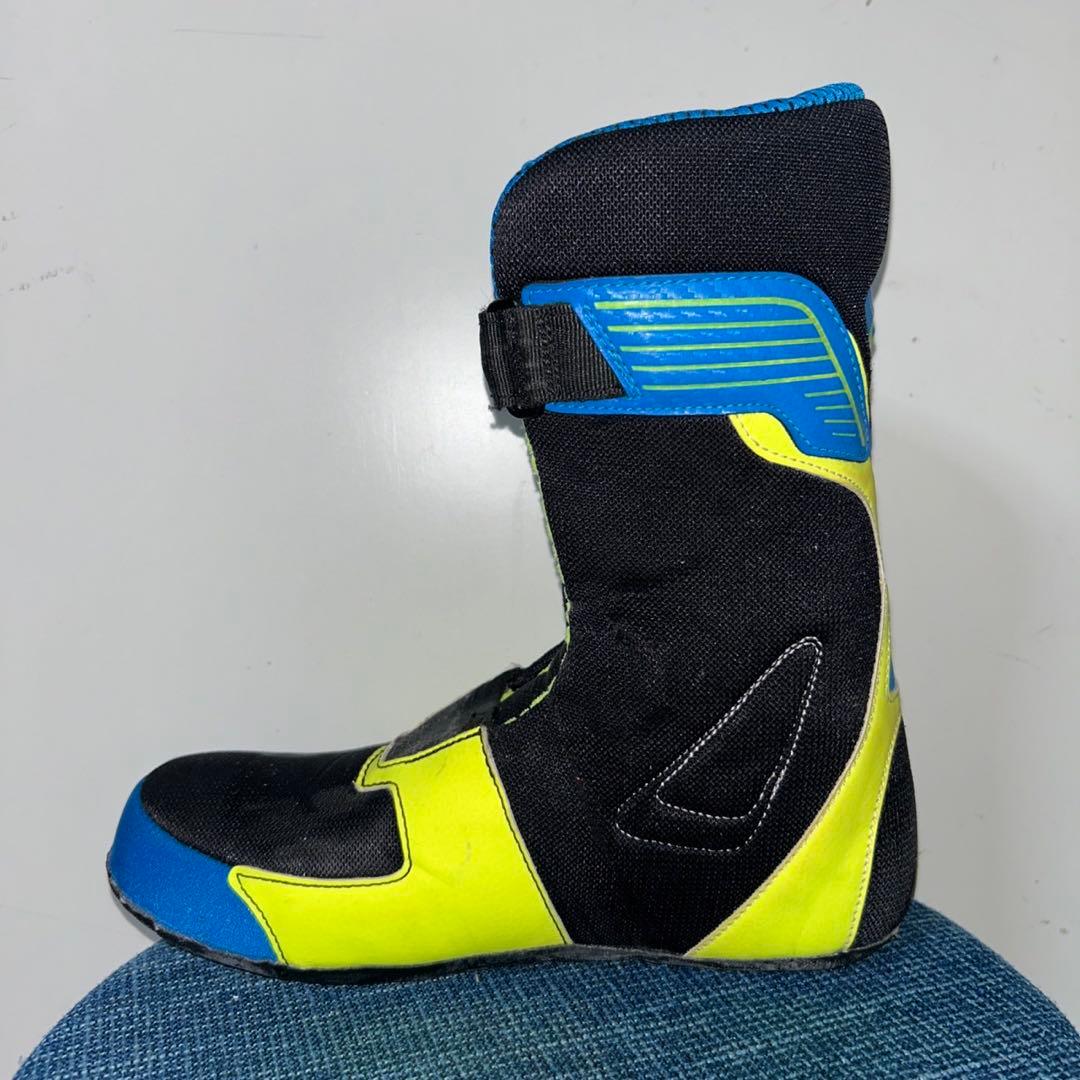 レアNIKE ZOOM怪獣　ナイキ　スノーボードブーツ　25cm