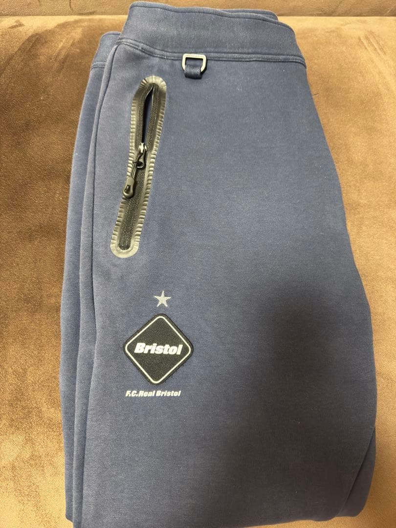 f.c.r.b Bristolスエットパンツ