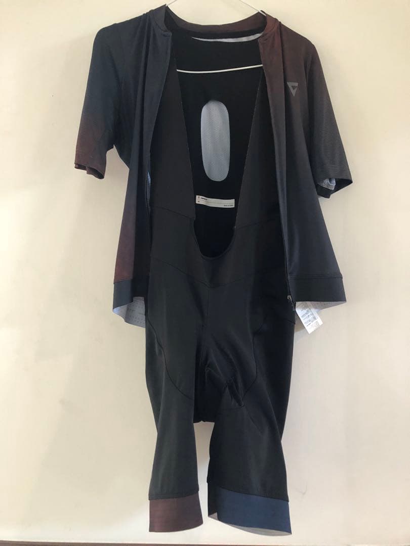 ジャイアント サイクルジャージ+ビブショーツ